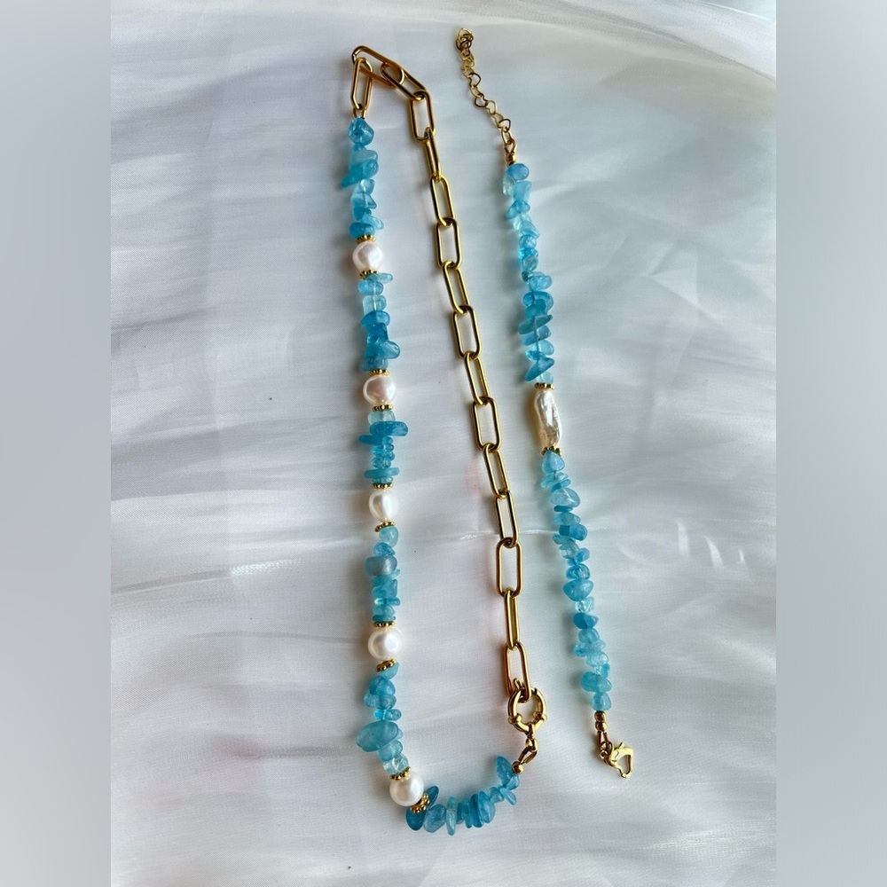 Stunning natural aquamarine necklace & bracelet sets